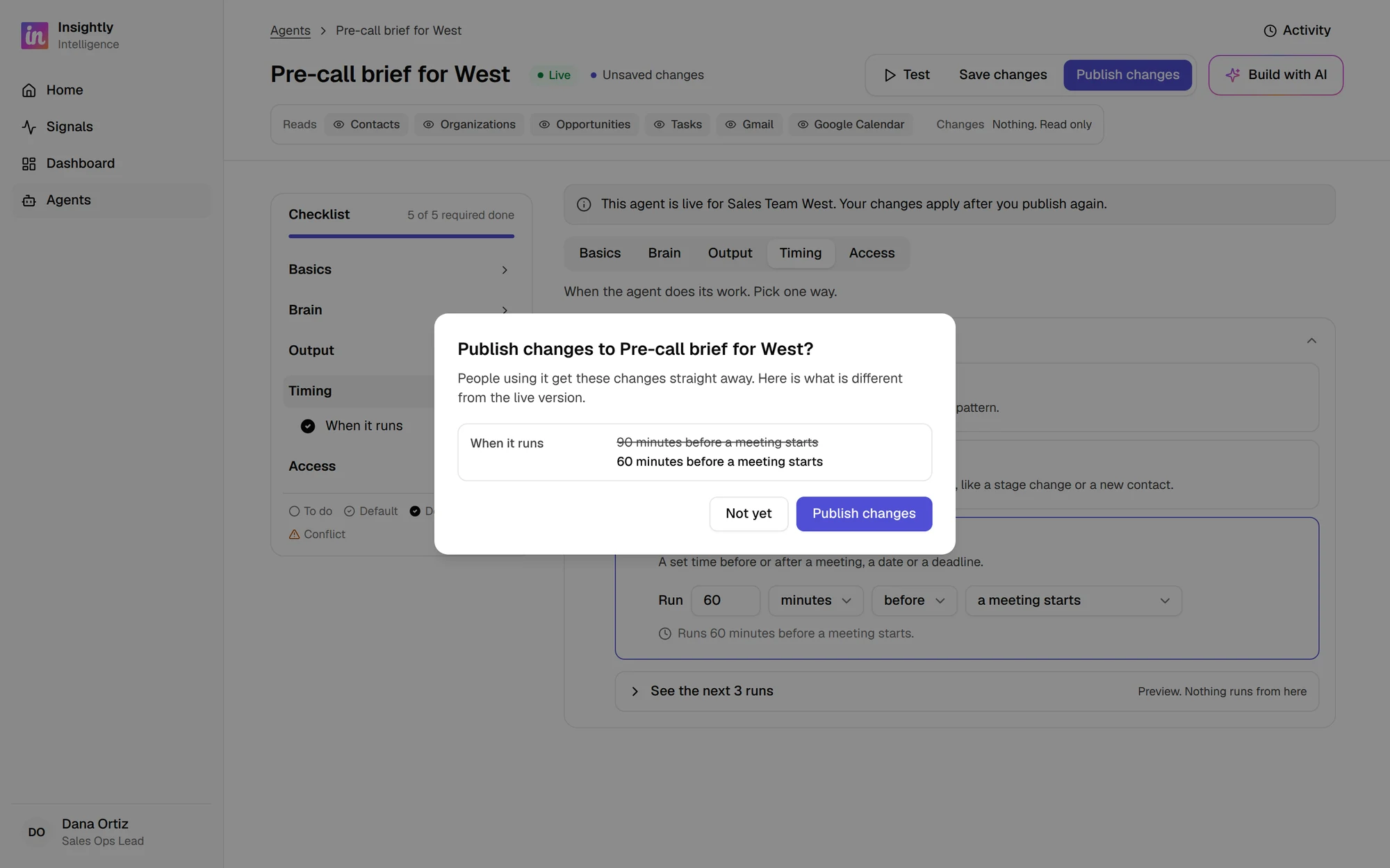 Publish changes dialog showing the run time going from 90 to 60 minutes before a meeting.